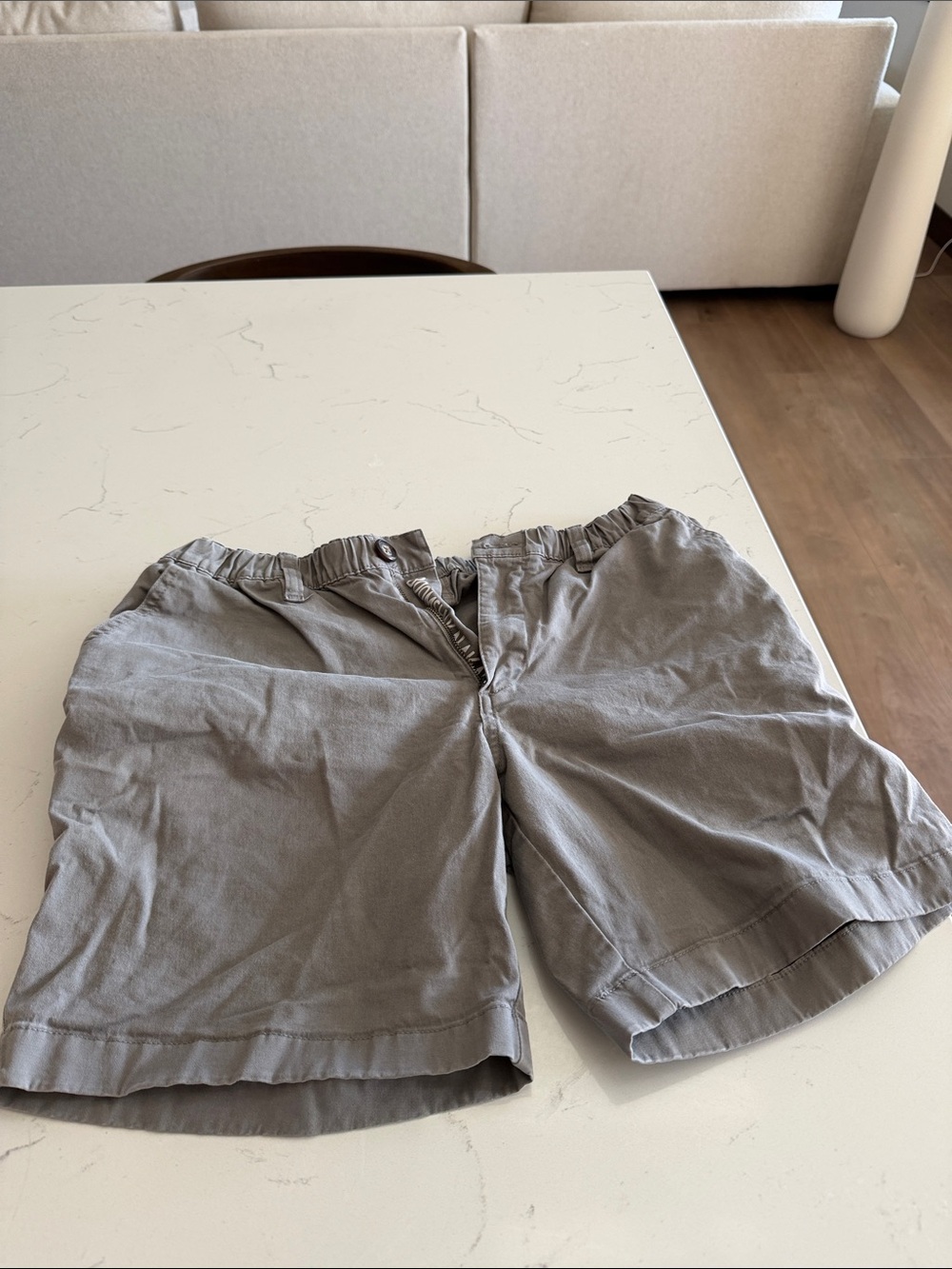 chubbies Men's Light Gray Flat Front Elastic-Waist Shorts